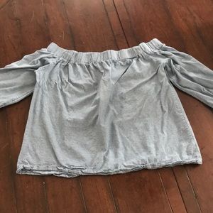 Blue denim off-the-shoulder top!!